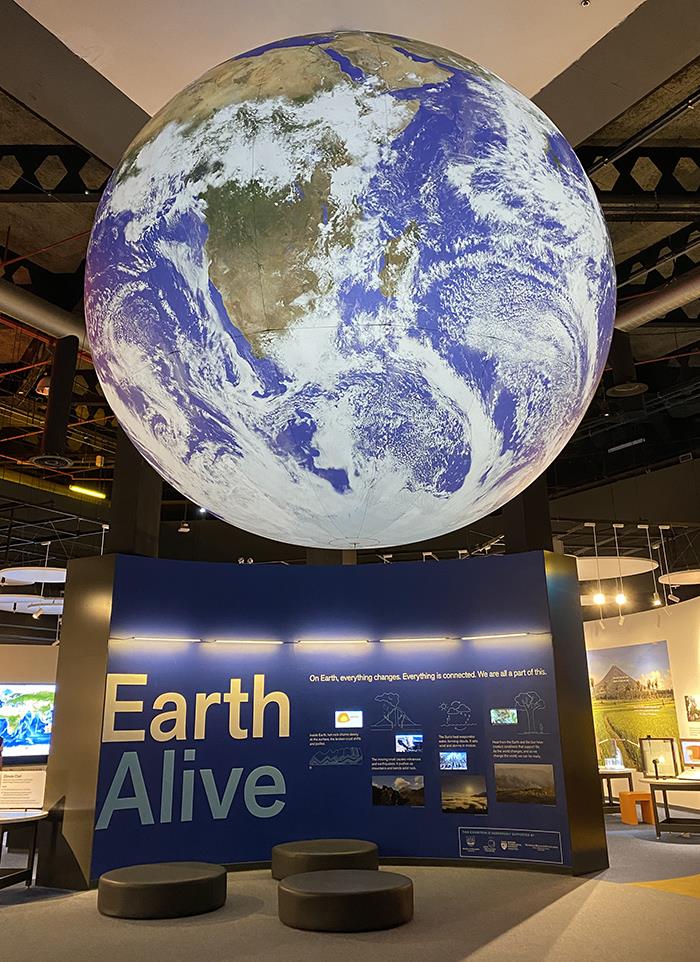 Entrance of the Earth Alive exhibition at Science Centre Singapore (Source: Cheryl Han/Earth Observatory of Singapore) 
