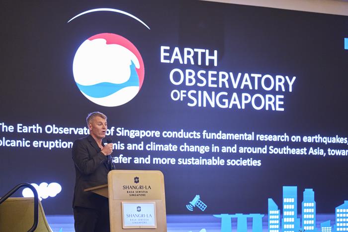 EOS 15th Anniversary event: Professor Horton during his Welcome Remarks (Source: Earth Observatory of Singapore)