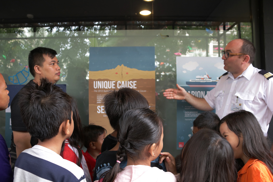 The Captain of Marion Dusfresne speaks to students about life at sea (Source: EOS/ Rachel Siao) The Captain of Marion Dusfresne speaks to students about life at sea (Source: EOS/ Rachel Siao)