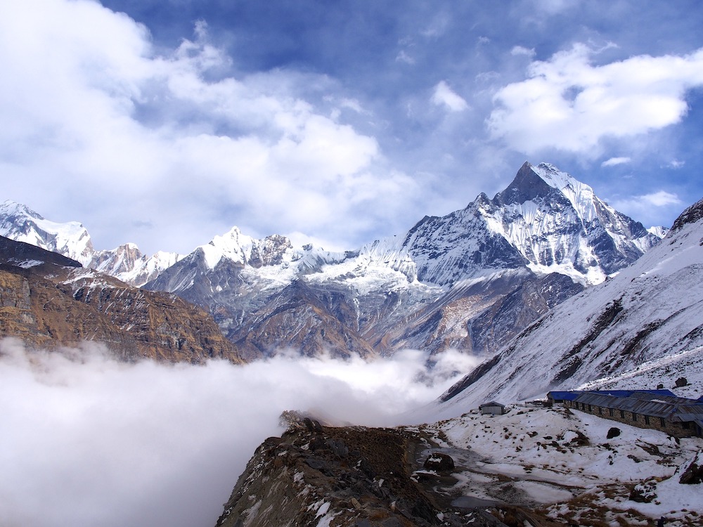The Himalayas in a sea of clouds (Source: Anita Chen/Pixabay)