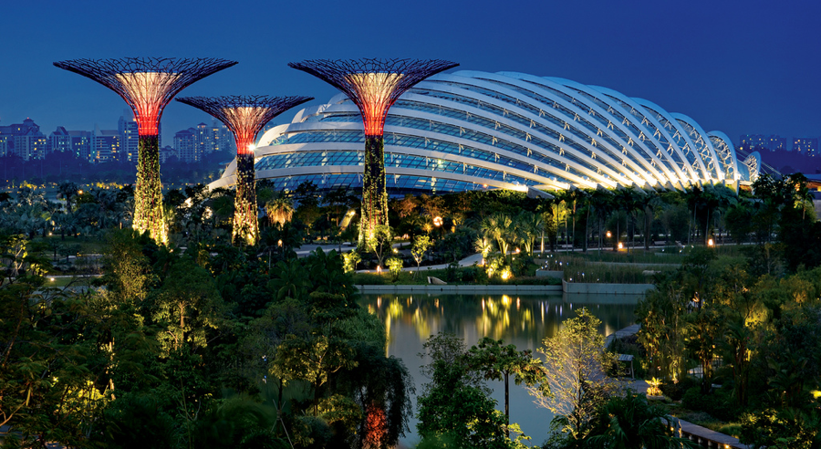 Gardens by the Bay (Source: Gaia Health Blog, “Garden Grafitti”) Gardens by the Bay (Source: Gaia Health Blog, “Garden Grafitti”)