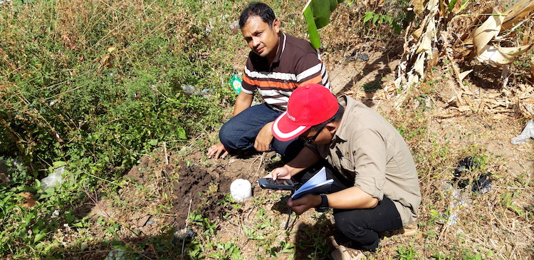 Team from the Earth Observatory of Singapore and Bandung Institute of Technology deploying seismic nodes in Lombok during the earthquakes (Source: Muzli)