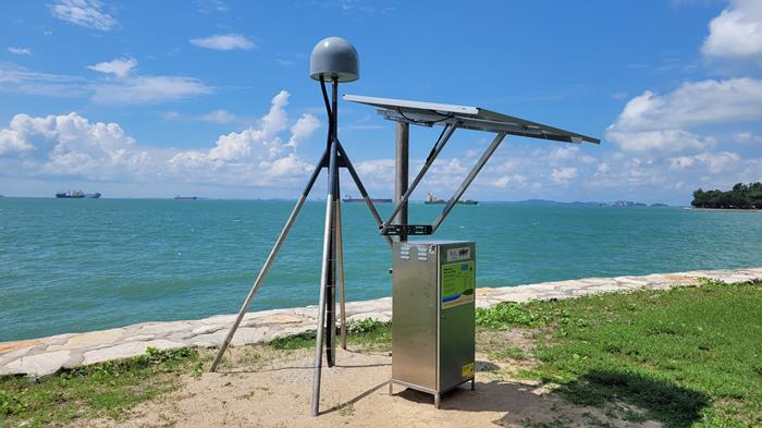 EOS GNSS station at Lazarus that monitors land-height and sea-level changes (Source: Nurdin Dahlan/Earth Observatory of Singapore)